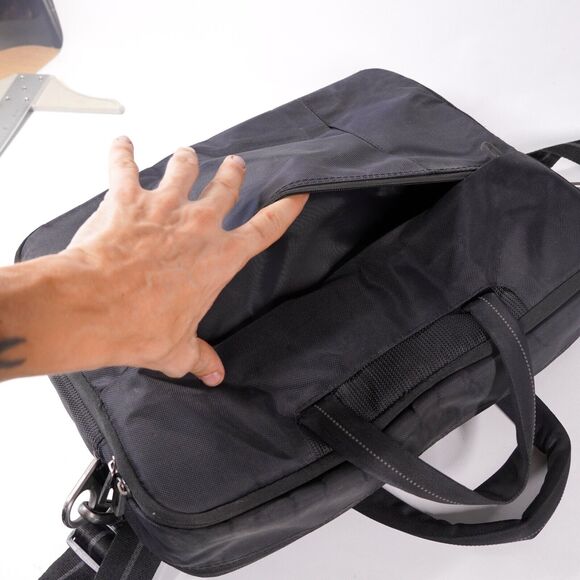 Dell Laptop Computer Crossbody Shoulder Travel Bag Briefcase Messenger Bag 17" - Picture 5 of 11